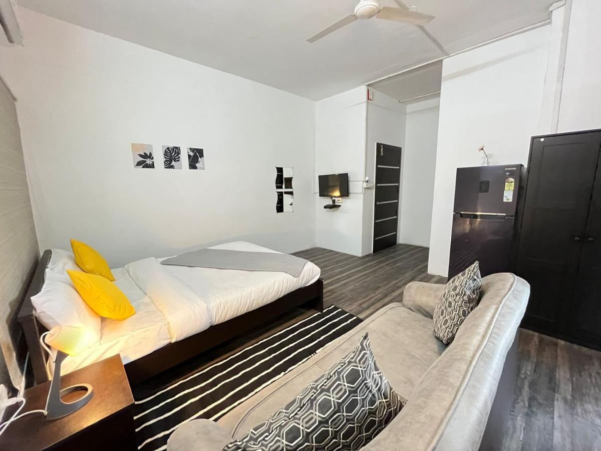 Bedchambers Serviced Apartments, Хайдарабад Экстерьер фото