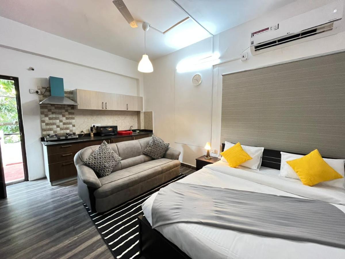 Bedchambers Serviced Apartments, Хайдарабад Экстерьер фото