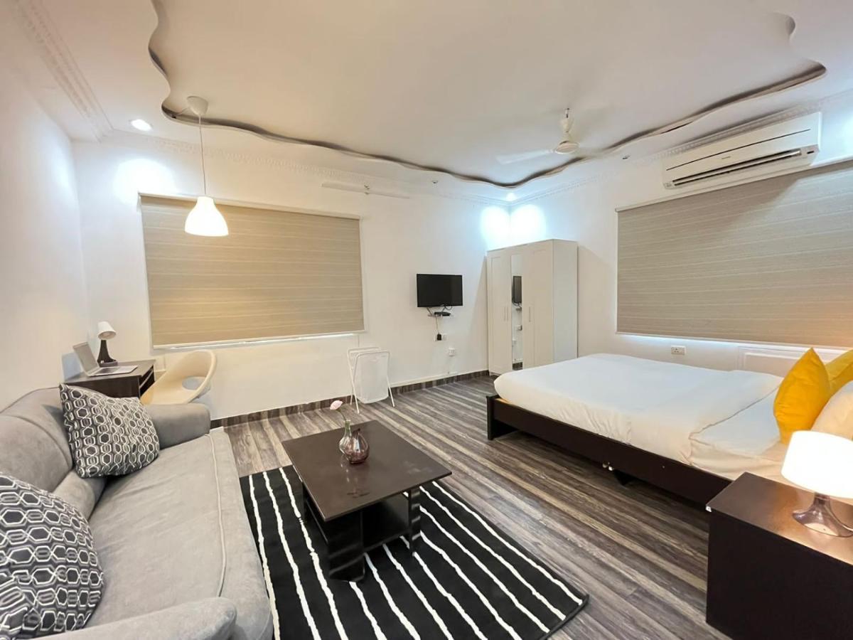 Bedchambers Serviced Apartments, Хайдарабад Экстерьер фото