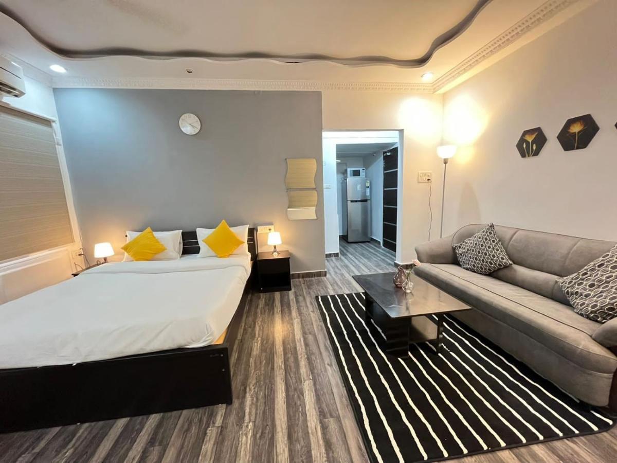 Bedchambers Serviced Apartments, Хайдарабад Экстерьер фото