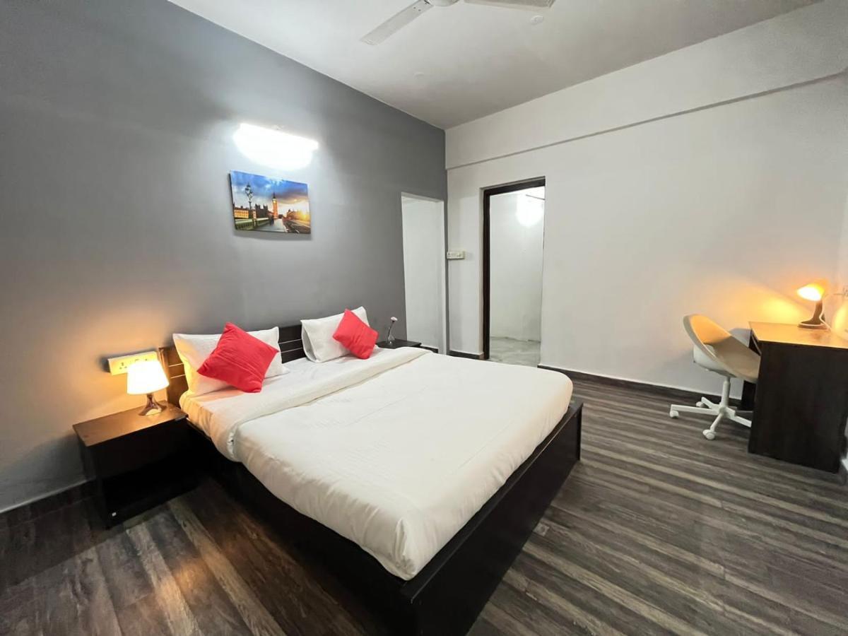 Bedchambers Serviced Apartments, Хайдарабад Экстерьер фото